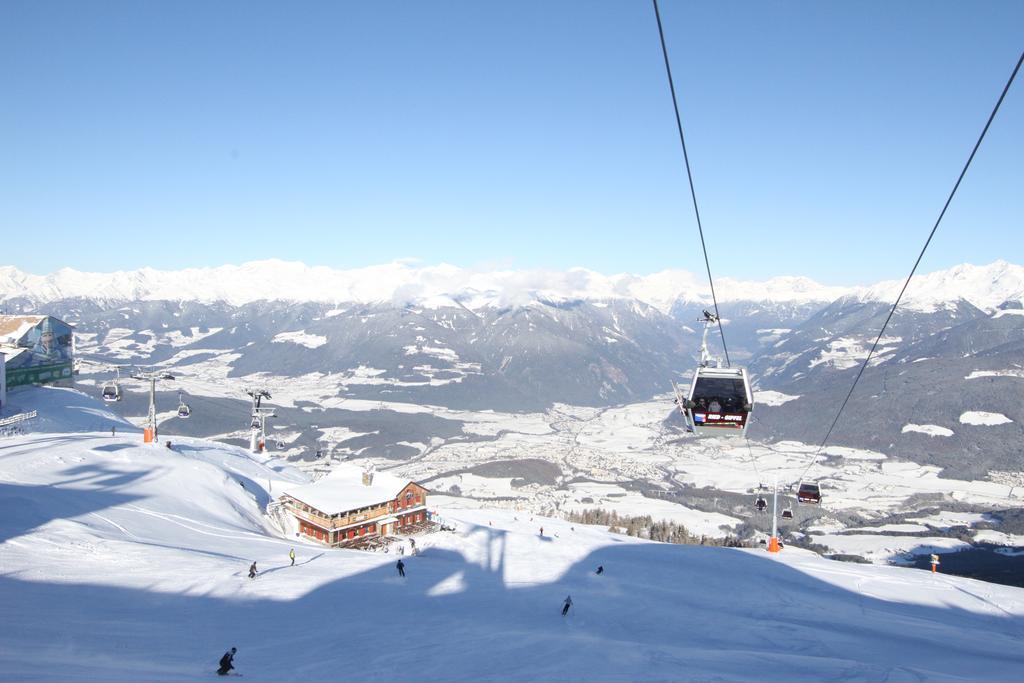 Hotel Garni Hochgruber ブルーニコ エクステリア 写真