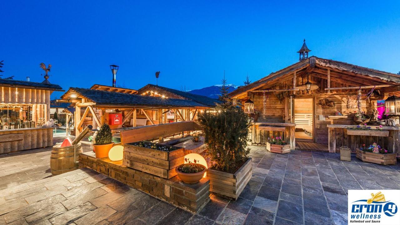 Hotel Garni Hochgruber ブルーニコ エクステリア 写真